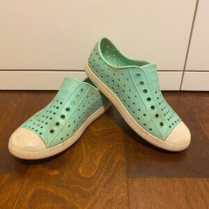Native Jeffersons Youth Girls Mint Green Shoes Size 13